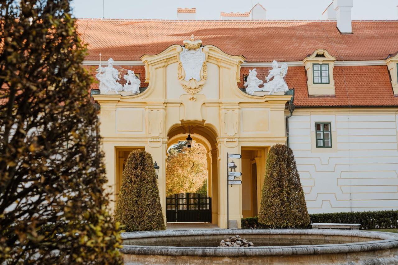 Zamecky Hotel Anton Florian Валтис Екстериор снимка