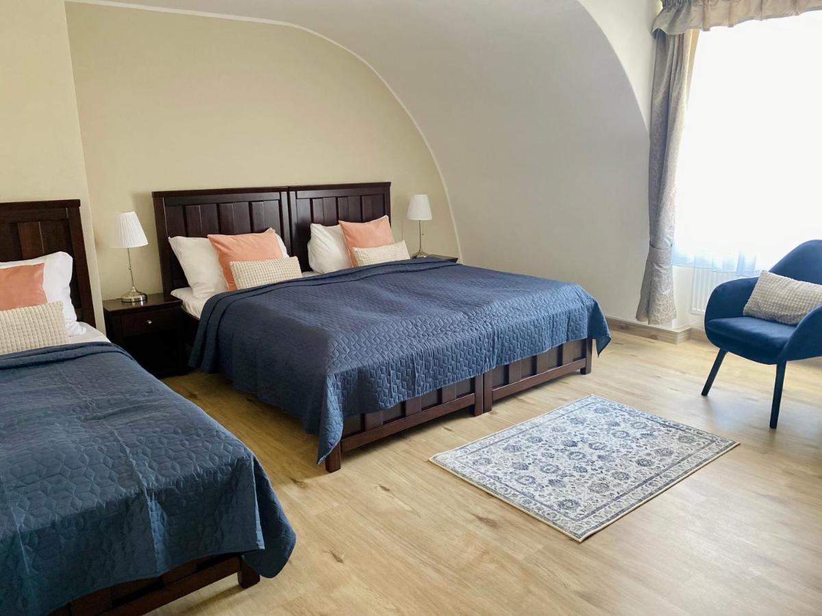 Zamecky Hotel Anton Florian Валтис Екстериор снимка
